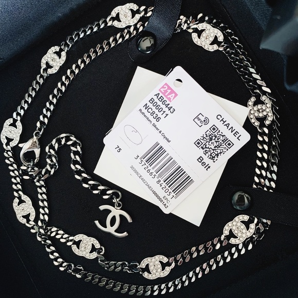 CHANEL Ruthenium, Silver & Crystal CC Metal Chain & Strass Belt RARE - Picture 3 of 16